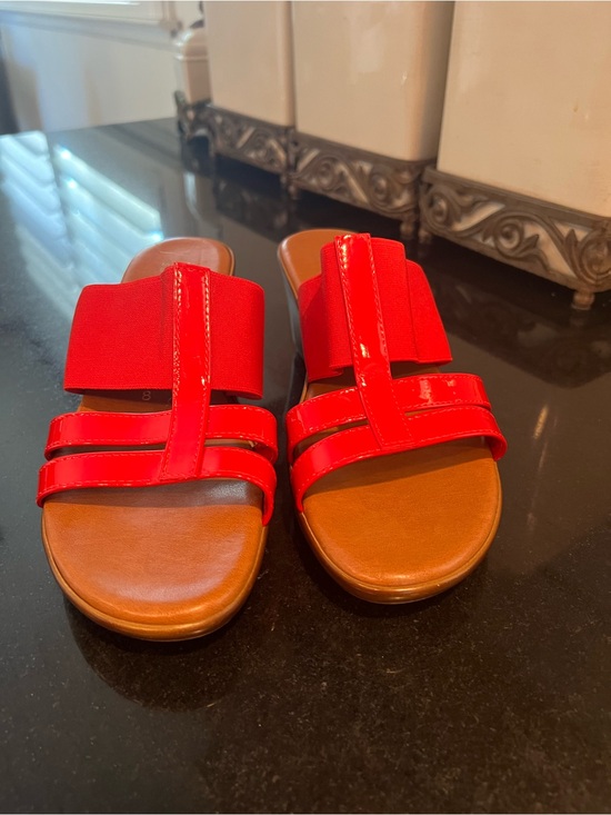 Shoes - Red Women's Slide Sandals - Stylish Summer Comfort
